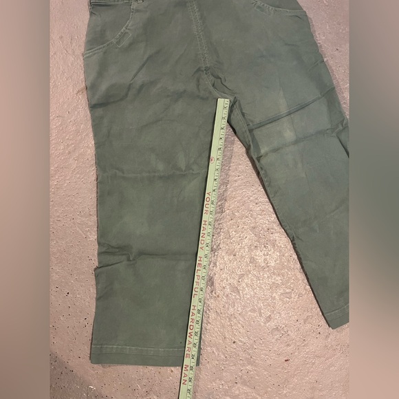 Patagonia Stand-Up Wide Leg Cropped Pants - Picture 5 of 7